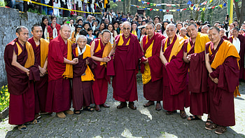 Dalai Lama, Celeb spiritual leader, Peace advocate, Dalai Lama HD wallpaper