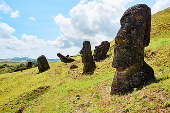 Rapa Nui, First cream voyage, Remote island, Cultural exploration HD wallpaper