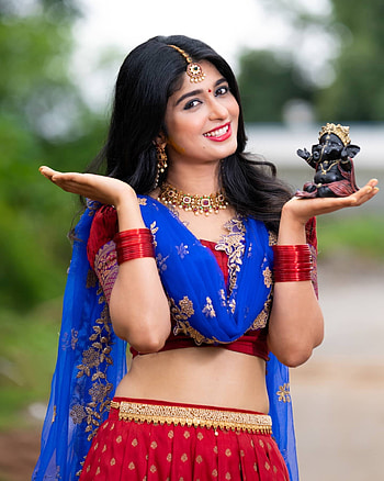 Aditi prabhudeva, eye, head, Kannada actress HD phone wallpaper