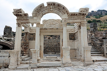 One day in Ephesus, Bjorn's tour, Historic exploration, Memorable day HD wallpaper