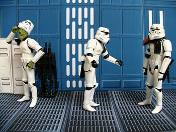 I`m Telling You He`s An ALIEN!, aliens, trooper, space, star wars, invaders HD wallpaper