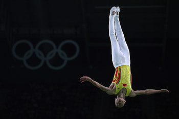 Dong Dong, Trampoline gymnastics HD wallpaper