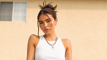 Madison Beer V Magazine , madison-beer, celebrities, actress, girls, music HD wallpaper