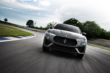 2018, Maserati Levante Trofeo, front, on-road HD wallpaper
