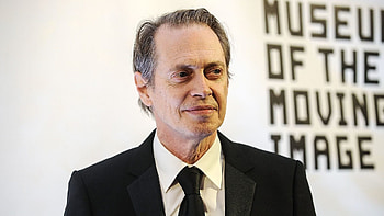 Steve Buscemi movies, Renowned actor, Multifaceted talent, Impressive filmography HD wallpaper