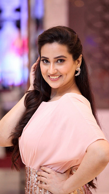 Manjusha, telugu actress, anchor HD phone wallpaper