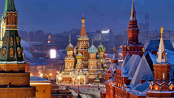 Winter wonderland, Frosty landscapes, Snow-covered city, Chilly scenes HD wallpaper