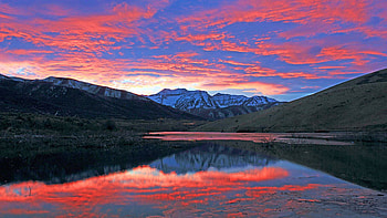 Lake of Fire - Mount Timpanogos reflecting on Deer Creek, Utah, sky, water, sunset, colors, usa, reflections HD wallpaper