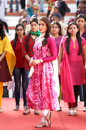 Singham Returns, Kareena Kapoor HD phone wallpaper