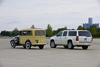 Past Meets Present, chevrolet, 1936, suburban, chevy, 36, 2010 HD wallpaper