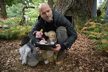 Christopher Robin FX team, Breath-taking visual effects, Magical animation, Bringing characters to life HD wallpaper