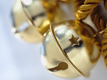 Balls, two balls, color, colors, beautiful, beauty, grahy, abstract, light, lights, yellow, christmas, silver HD wallpaper