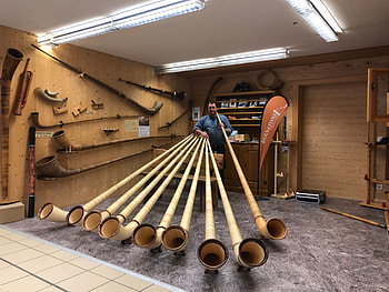 Bernatone alphornbau, Alphorn experience, Swiss customs, Swiss alphorn HD wallpaper