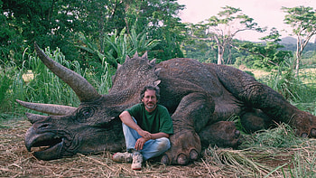 Steven Spielberg, Film directors, Green shirt, Jeans HD wallpaper