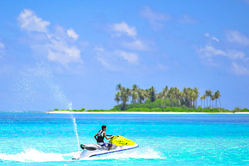 Water skiing joy, Exciting , Thrilling sports HD wallpaper