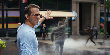 Guy box office success, Impressive opening, Movie theaters rejoice HD wallpaper