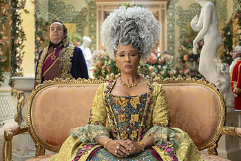 Bridgerton (TV) — Quad : The Queen's Court, TV Show, Bridgerton HD wallpaper