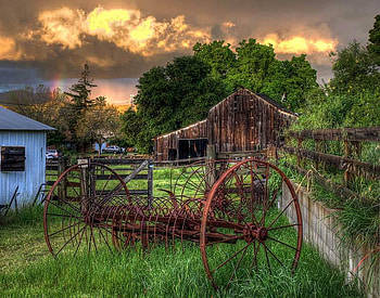 Rural Sunset, barn, cars, grass, field, fence, farming equipment, clouds, trees, sunset HD wallpaper