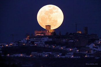 The Moon, sky, nature, moon, city HD wallpaper