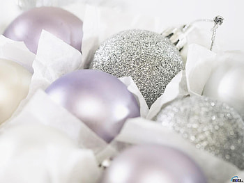 Silver balls, holidays, graphy, cute, balls, garland, ball, christmas, decorations, silver, candles, lovely, new year HD wallpaper