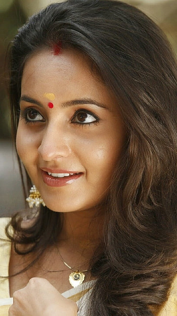 Bhama 22, Beauty, actress, mallu HD phone wallpaper