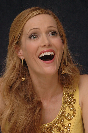 Leslie Mann, Glamourous , Fanpop gallery, Actress HD phone wallpaper