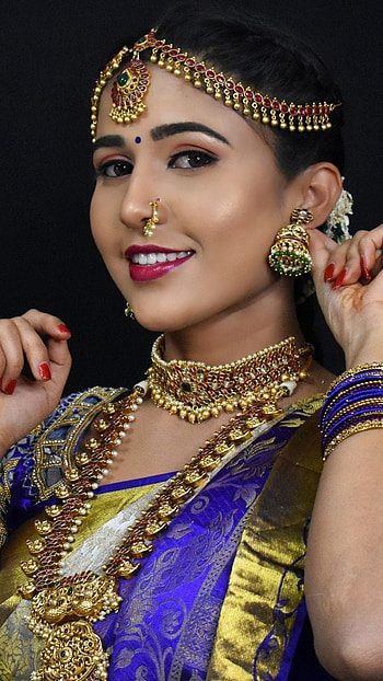 Apoorva, kannada actress, saree lover HD phone wallpaper