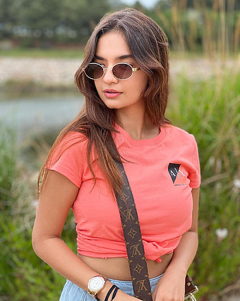 Anushka Sen, Beautiful, Cute, Girl HD phone wallpaper