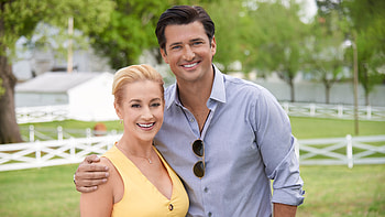 Kellie Pickler, Wedding at Graceland HD wallpaper