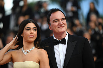 Quentin Tarantino, New fatherhood, Personal milestone, Life's joy HD wallpaper