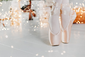 Dance, Miscellanea, Miscellaneous, Legs, Ribbon, Ribbons, Pointe Shoes, Pointe, Ballet HD wallpaper