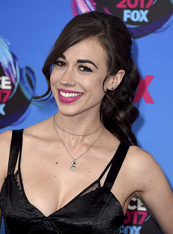 Colleen Ballinger, Spanish coverage, ColleenBallinger semana, International recognition HD phone wallpaper
