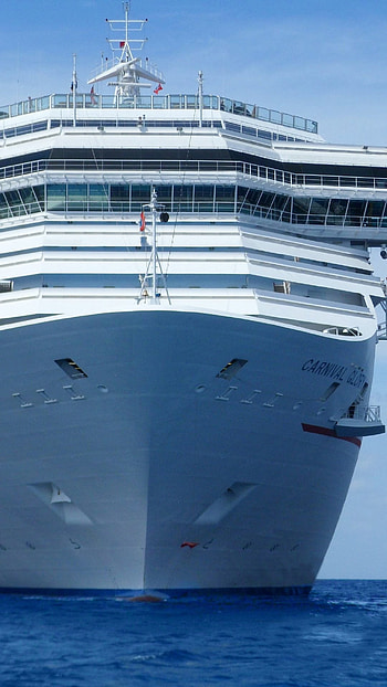 Android cruiseship , Futuristic vessel, Technological marvel, Digital voyage HD phone wallpaper