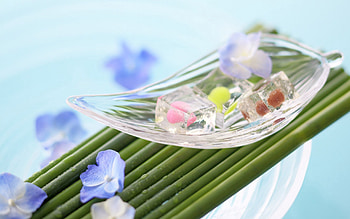 Flowers, Ice, Drops, Miscellanea, Miscellaneous, Stand HD wallpaper