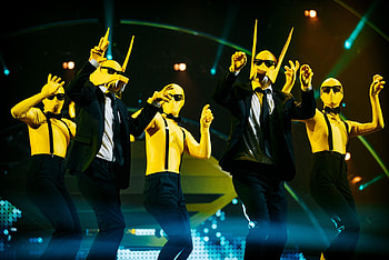 Subwoolfer melodies, Unforgettable performances, Musical chemistry, Captivating stage presence HD wallpaper