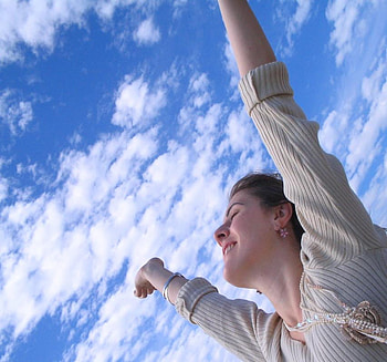 Celebrate Life!, celebrate, living, woman, live HD wallpaper