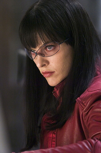 Milla Jovovich, Ultraviolet HD phone wallpaper