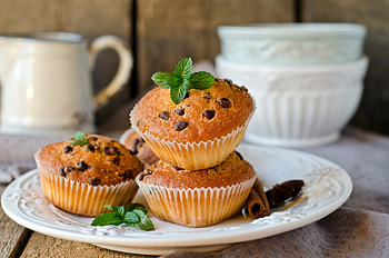 Chocolate chip muffins, Delicious snack, Tempting dessert, Baked goods HD wallpaper