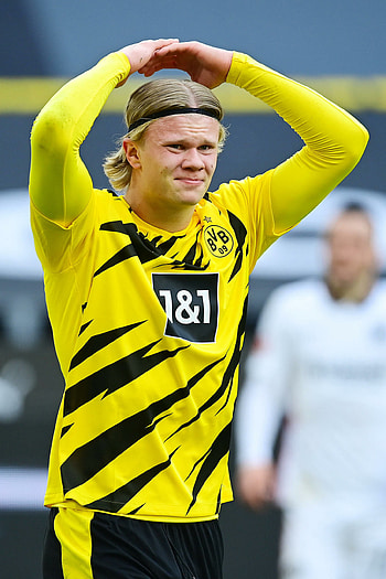 Erling Haaland, Transfer drama, Dortmund star, Football speculation HD phone wallpaper