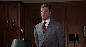 The Man With The Golden Gun, james, golden, gun, man, bond HD wallpaper