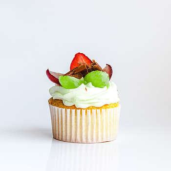 Cupcake, dessert, minimal, fruits HD phone wallpaper