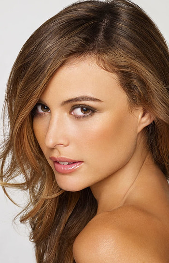Josie Maran, Beauty inspiration, Makeup tips, Maran beauty HD phone wallpaper
