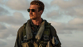 Miles Teller Top Gun Maverick HD wallpaper