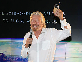 Richard Branson, Climate change advocate, Space tourism pioneer, Travel industry HD wallpaper