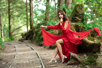 Model in Red, outdoors, model, dress, brunette HD wallpaper