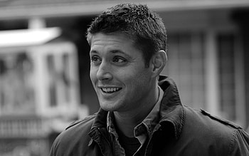 Dean Winchester - Supernatural thumb HD wallpaper