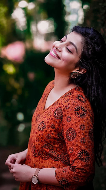 Shruti Ramachandran, malayalam actress, model HD phone wallpaper