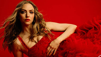 Blonde Amanda Seyfried Girl Model Is Posing For hoot Wearing Red Dress Girls HD wallpaper