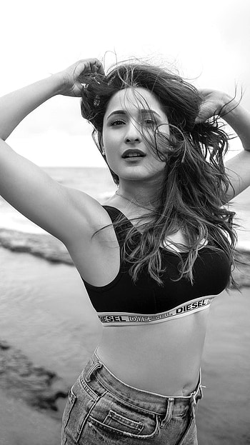 Pragya jaiswal, telugu actress HD phone wallpaper