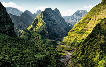 Reunion Island travels, Wild place, Cirque de Mafate, Discovery HD wallpaper